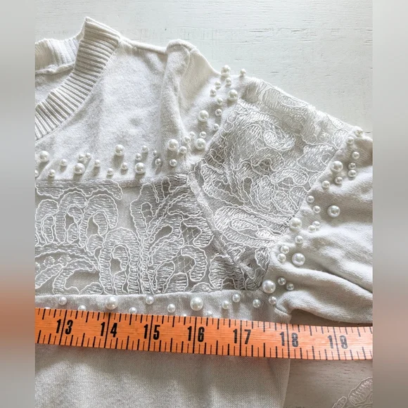 Boston Proper Pearl Embellished Lace Bell Sleeve Ivory Cardigan Sweater Small - Picture 11 of 14